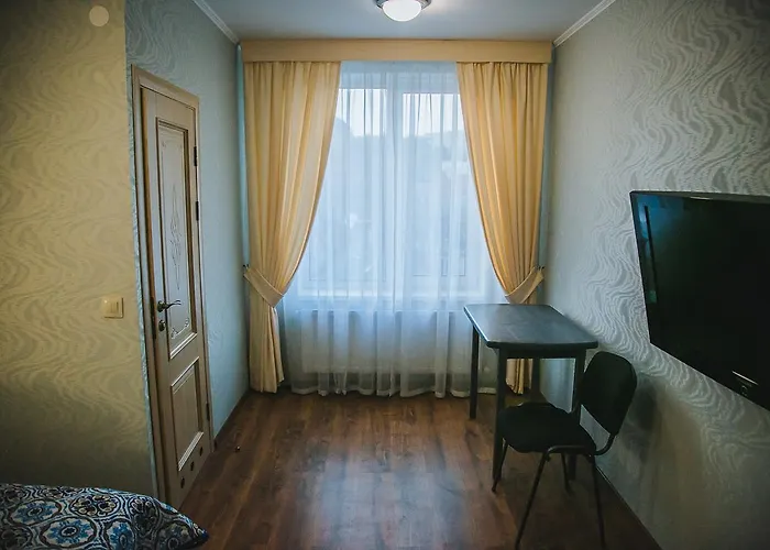 Alina & Hostel Ujgorod